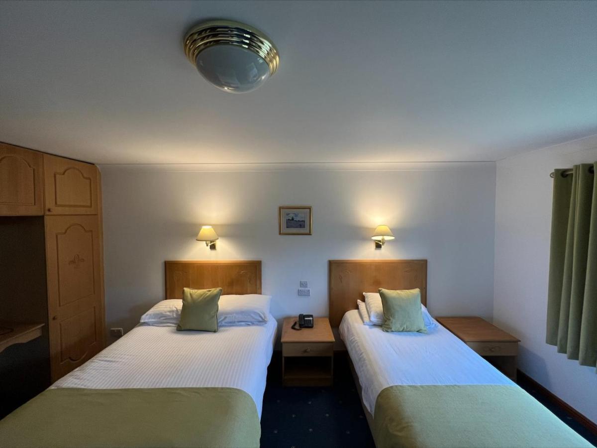 Penrhos Park Hotel Llanrhystyd Kültér fotó