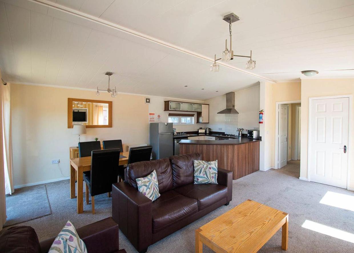 Penrhos Park Hotel Llanrhystyd Kültér fotó